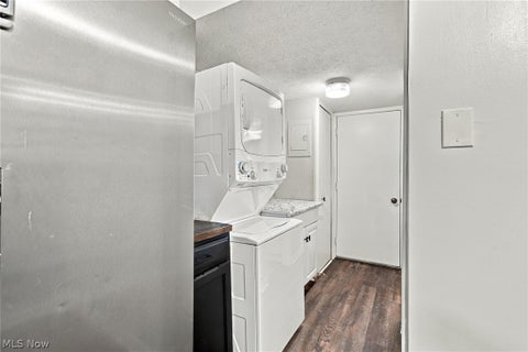 Tiny photo for 5570 Barton Road #405, North Olmsted, OH 44070 (MLS # 5253555)