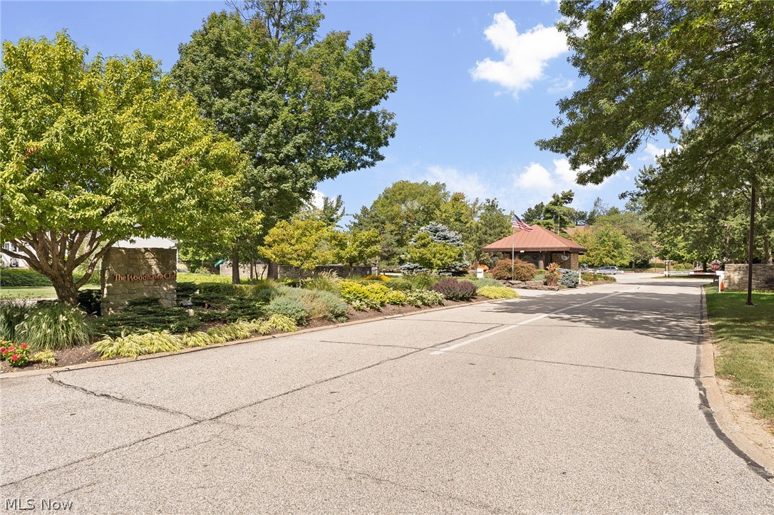 Fox Hollow @ Woodhawk - Residential