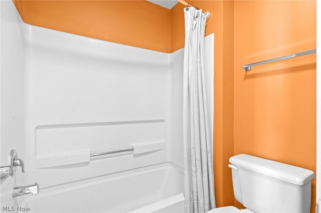 Fox Hollow @ Woodhawk - Residential