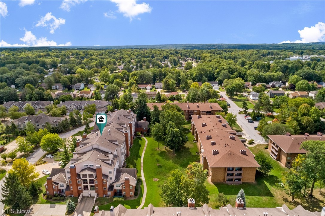 Fox Hollow @ Woodhawk - Residential