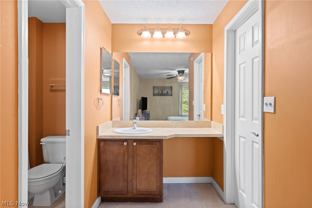 Fox Hollow @ Woodhawk - Residential