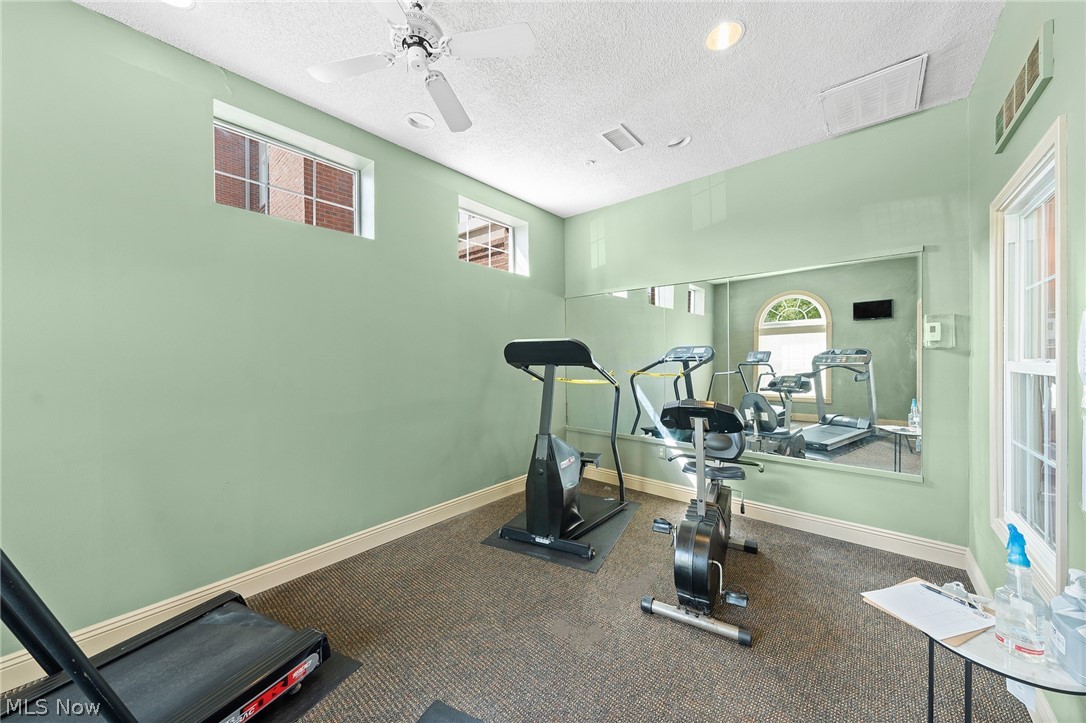 Fox Hollow @ Woodhawk - Residential