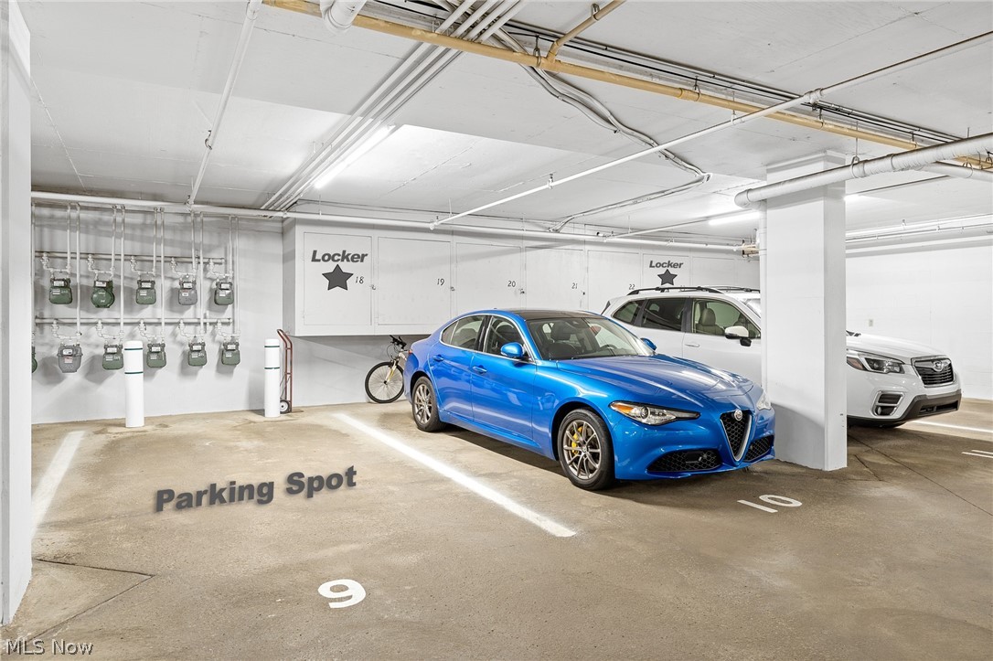 Fox Hollow @ Woodhawk - Residential