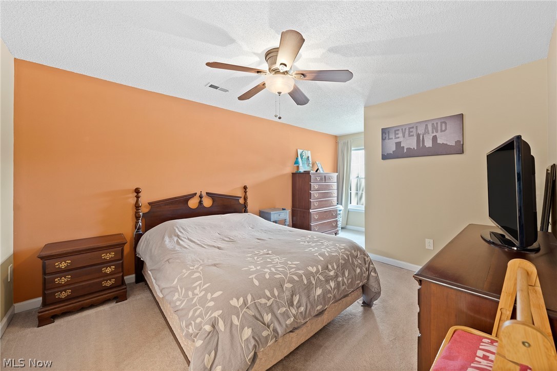 Fox Hollow @ Woodhawk - Residential