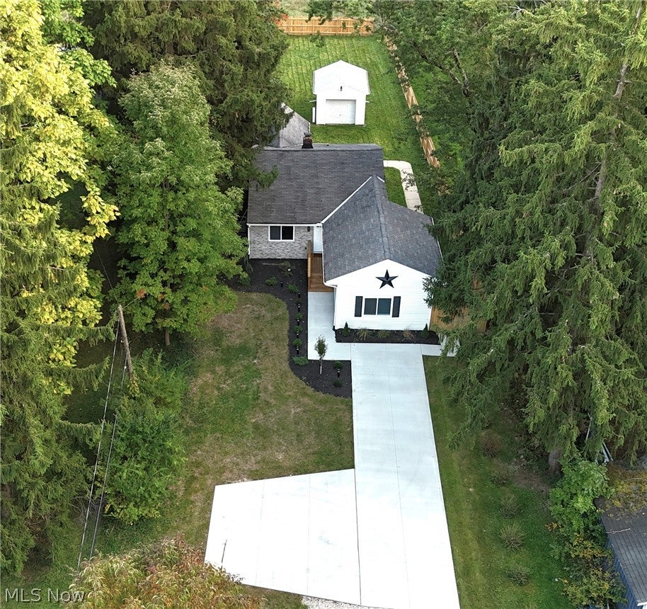 4867 Royalwood Road
