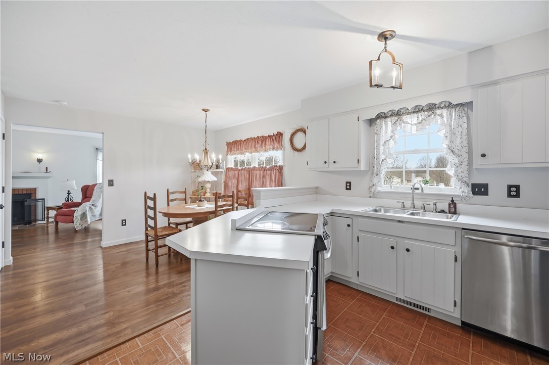 Don E Santee 3 - Residential