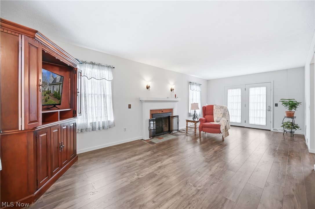 Don E Santee 3 - Residential