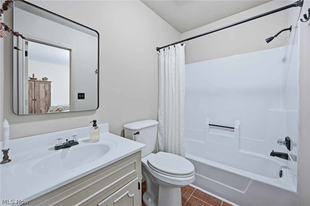 Don E Santee 3 - Residential