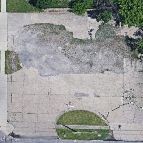 W 21st Street Lorain OH 44052