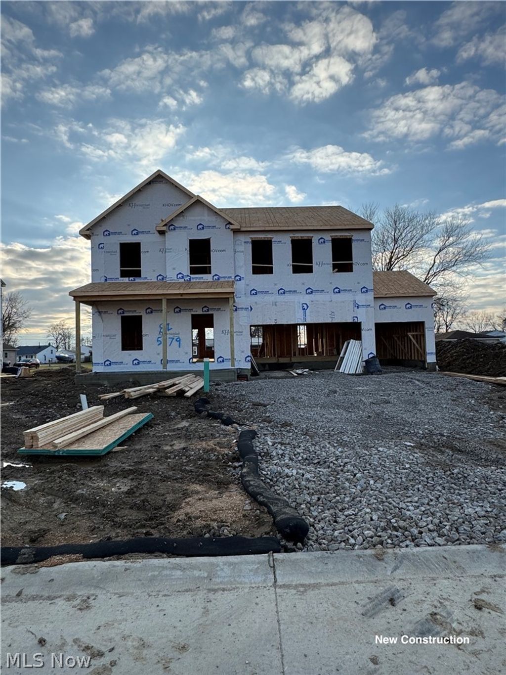 Photo of 5979 Montauk Point, Vermilion, OH 44089 (MLS # 5200149)