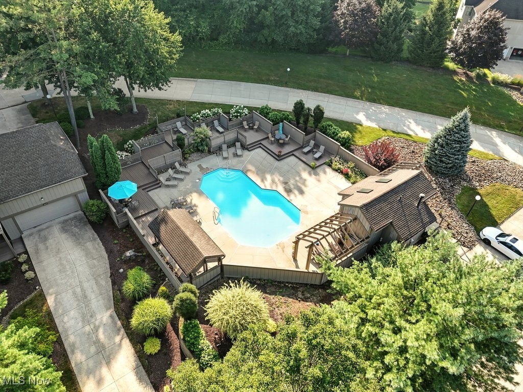 Crossings Condo - Residential