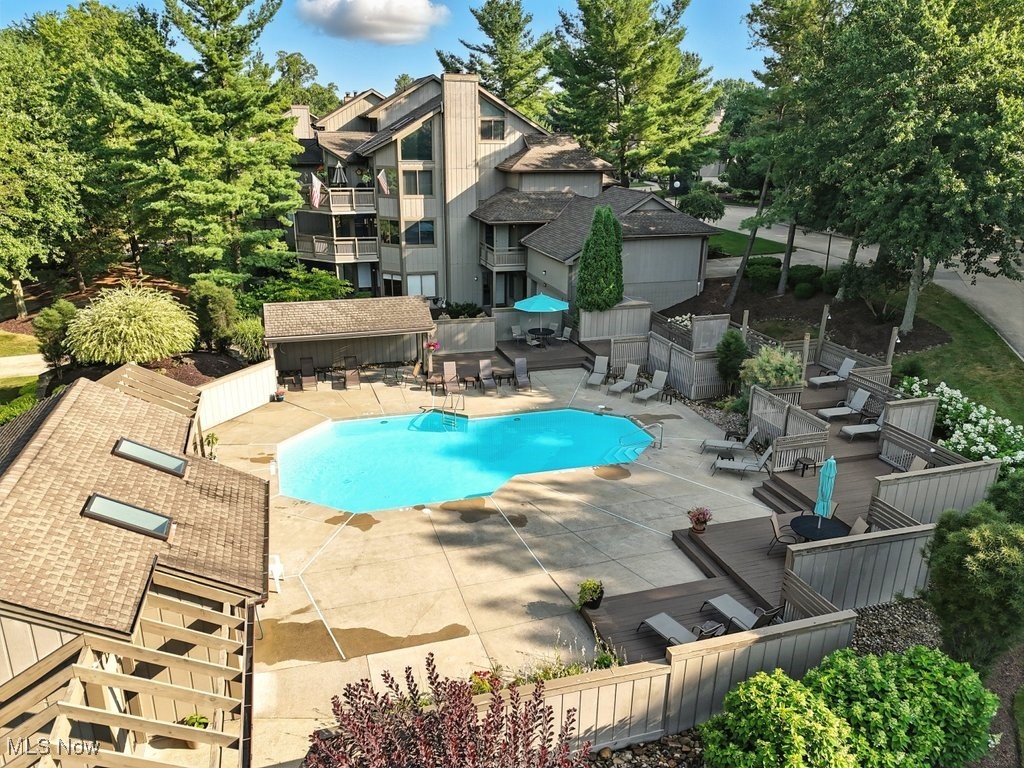 Crossings Condo - Residential