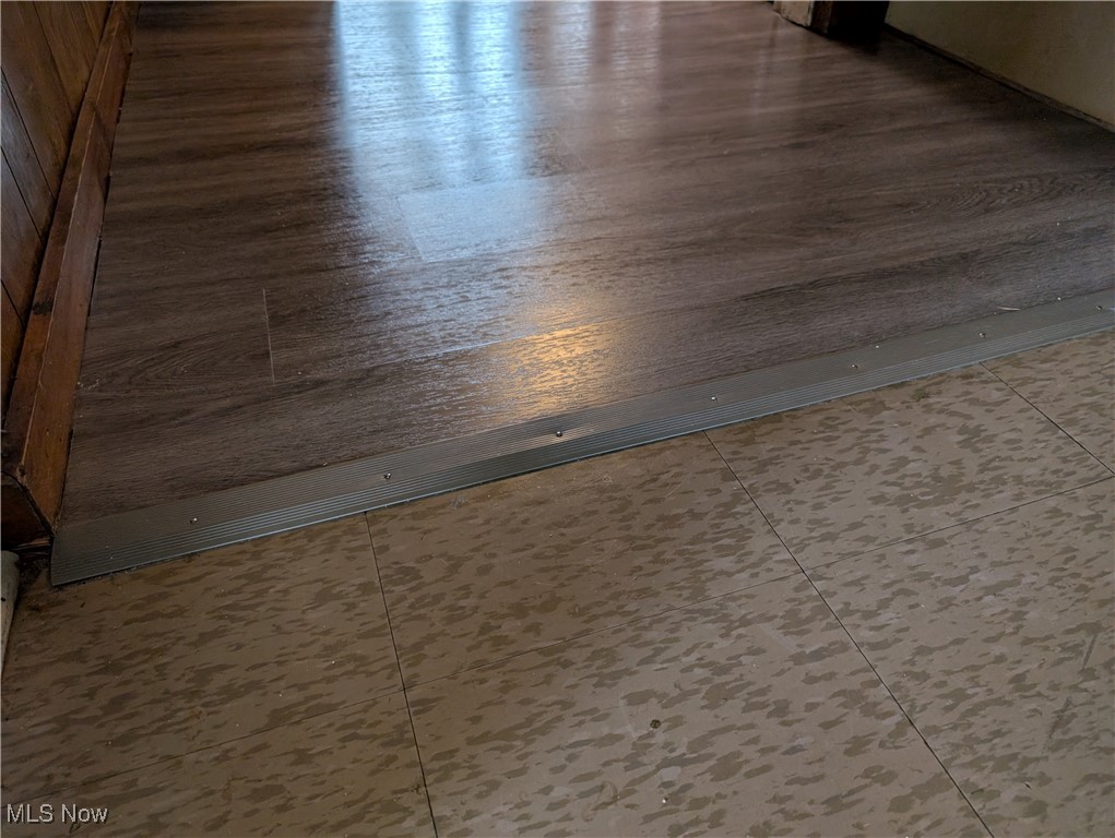 City/Akron - Residential Lease