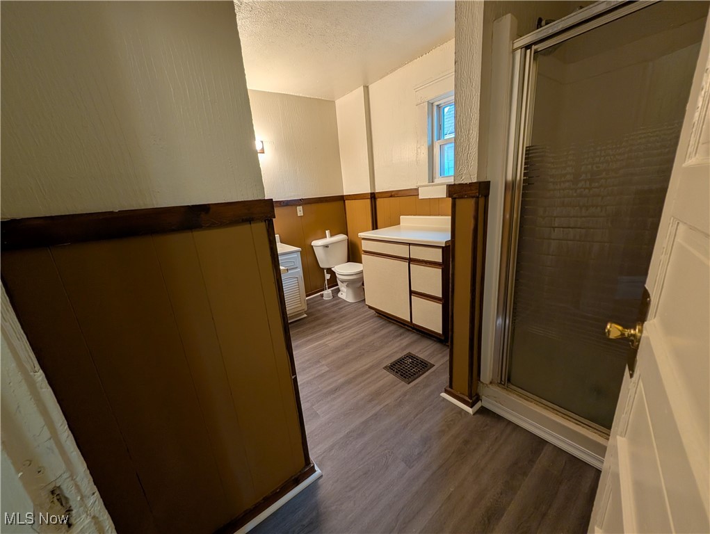 City/Akron - Residential Lease