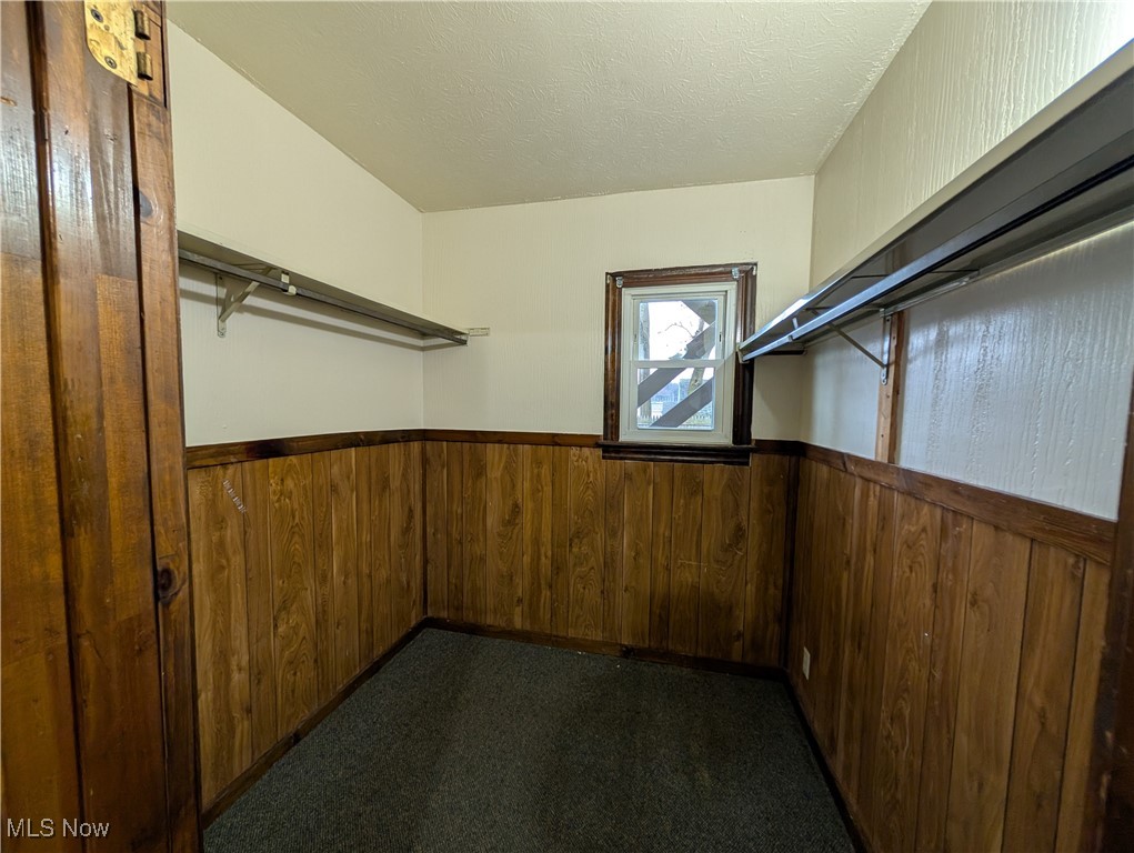 City/Akron - Residential Lease