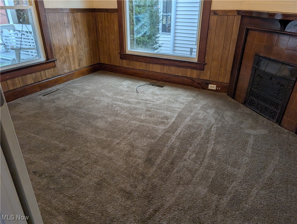 City/Akron - Residential Lease