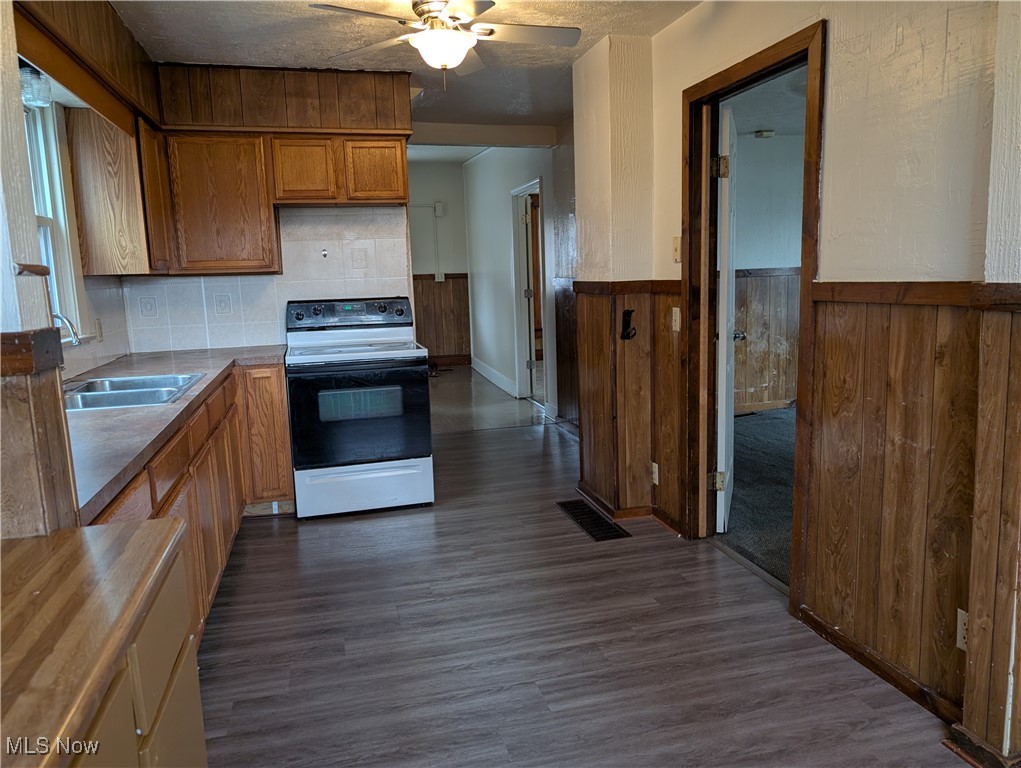 City/Akron - Residential Lease