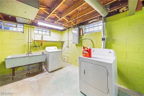 Tiny photo for 29107 Edgewood Drive, Willowick, OH 44095 (MLS # 5179559)