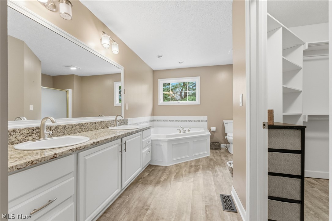 Saint James - Residential