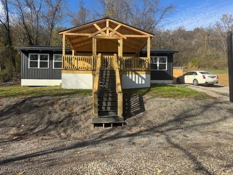 Homes For Sale - 2445 Mccord Hill Road<br/> Wellsburg, WV 26070