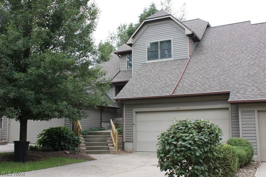 Impeccable Portage Lakes, City of Green contemporary condo located in Forest Cove* 2-3 bedrooms (1st floor master), 2.5 baths, 2393SF & 2 car attached garage* Volume ceilings, light & bright neutral decor throughout* 2 story great room with wet bar, gas log fireplace & window wall opens to deck with some view of lake* Dining room w/ wood like floor* Vaulted kitchen w/breakfast bar, pantry, ceramic floor & appliances (refrig, range, dishwasher, microwave & disposal)* Vaulted 1st floor master with skylight & spacious walk in closet* Master bath with double vanity, shower & jetted tub* 1st floor laundry with cupboards & utility sink* 2nd level bedroom with walk in closet & private access to 2nd level bath* Loft with closet & access to full bath* Deck* Condo fee $340/mo.,includes but not limited too, association insurance, exterior building, property mgmt., reserve fun, landscaping, snow removal, trash removal & water* Waiting list for potential dock (approx. fee to be determined)* Immedia