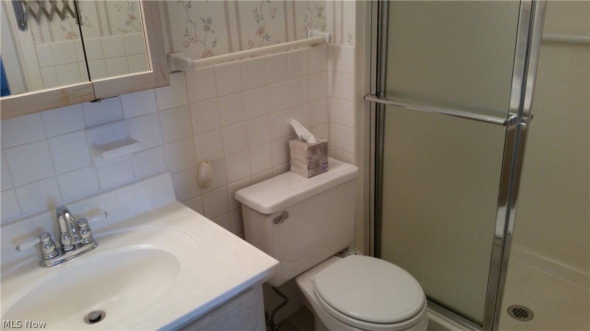 Silver Lake Towers Condo - Residential