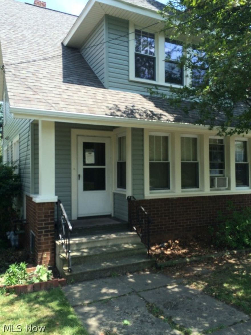 AFFORDABLE 2nd floor 1BR, 1BA apartment is ready for your enjoyment!!   Apartment features kitchen, living room, bedroom, bath, possible office  or family room.  Newer stove, carpet and some hardwood floors.  Close to shopping, a park & more.  Tenant pays all utilities.