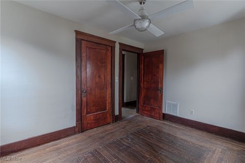 Tiny photo for 146 Bonnie Brae Avenue NE, Warren, OH 44483 (MLS # 5178677)