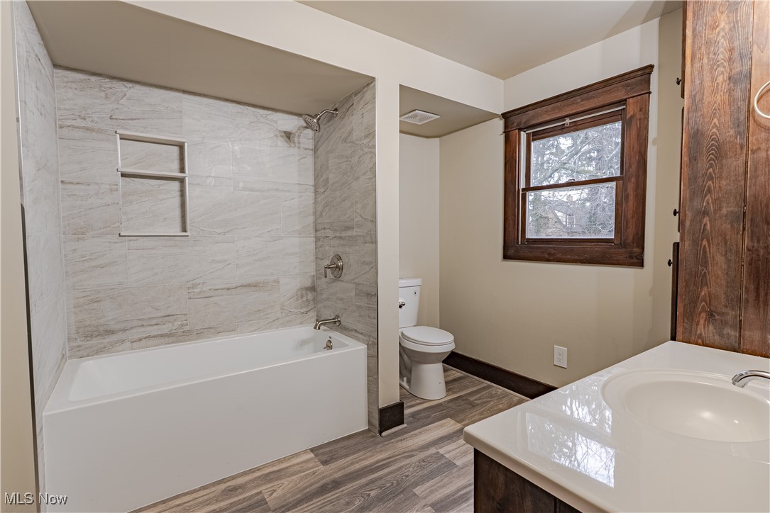 James G Ewings Bonnie Brae - Residential