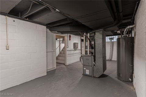 Tiny photo for 146 Bonnie Brae Avenue NE, Warren, OH 44483 (MLS # 5178677)