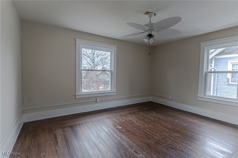 Tiny photo for 146 Bonnie Brae Avenue NE, Warren, OH 44483 (MLS # 5178677)