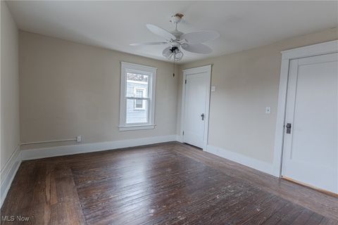 Tiny photo for 146 Bonnie Brae Avenue NE, Warren, OH 44483 (MLS # 5178677)