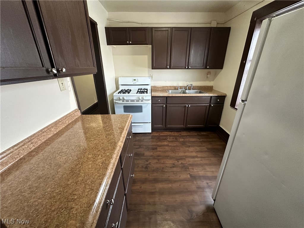 Cleveland, Ohio 44113, United States, 2 Bedrooms Bedrooms, ,1 BathroomBathrooms,Residential,Active,21868