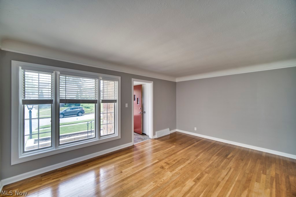 Suburban Dev Cos Crof - Residential