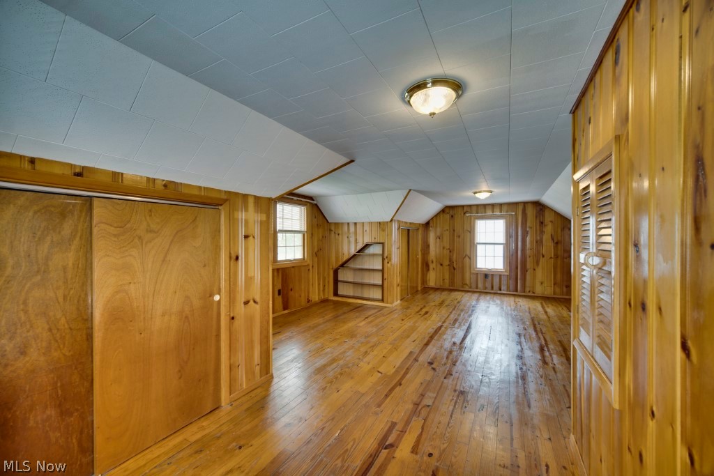 Suburban Dev Cos Crof - Residential