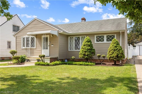 Tiny photo for 5924 Monica Lane, Garfield Heights, OH 44125 (MLS # 5240215)