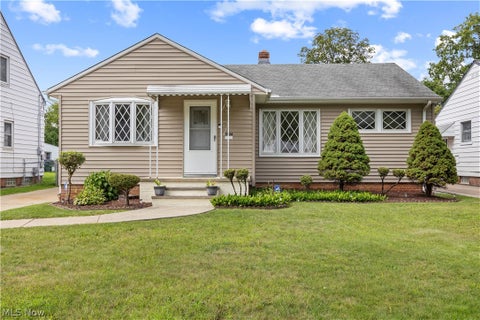 Tiny photo for 5924 Monica Lane, Garfield Heights, OH 44125 (MLS # 5240215)