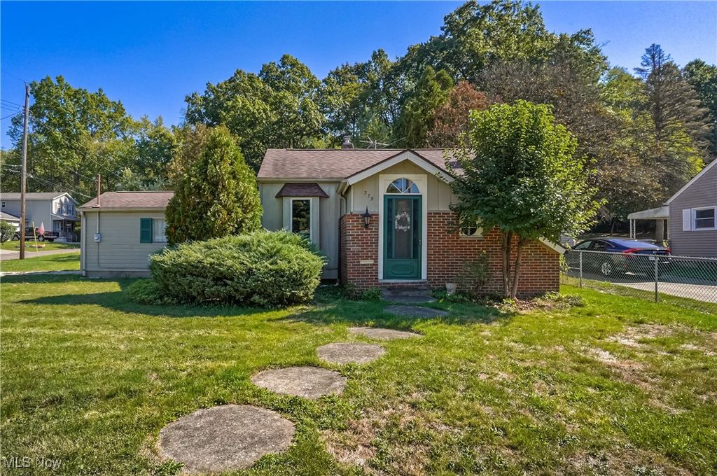 Photo of 379 Stull Avenue, Uniontown, OH 44312 (MLS # 5157148)