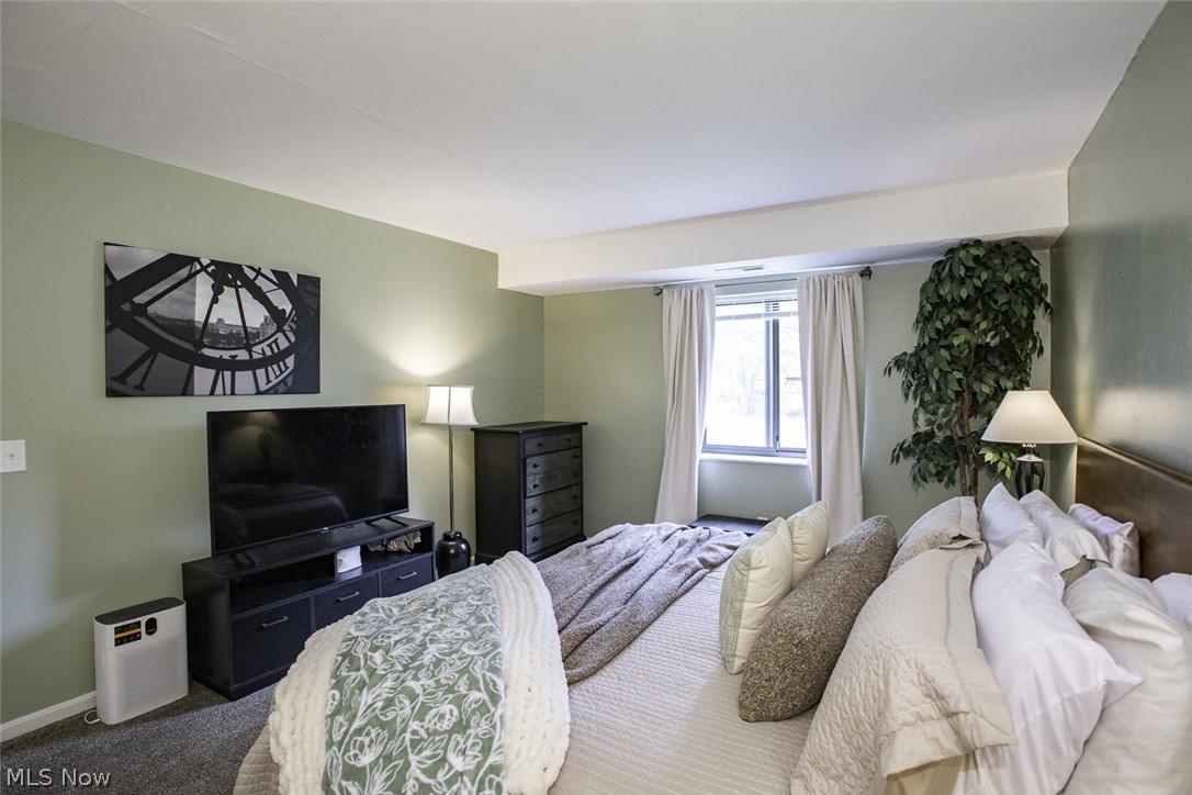 Pine Crest Condo Bldg 3 - Residential