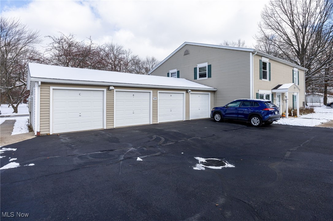 Ivy Hill Condo - Residential