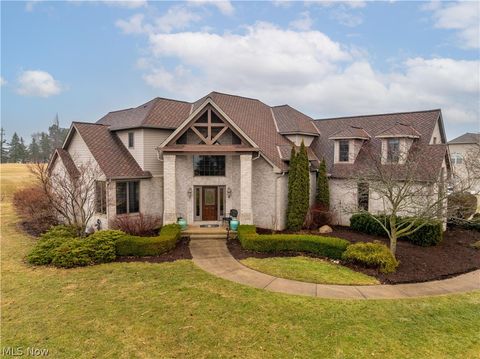 Homes For Sale - 6445 Foxglove Drive<br/> Medina County, Medina, OH 44256