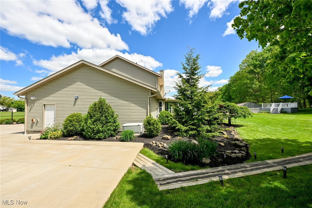 1152 Terraho Drive, Salem, Ohio image 5