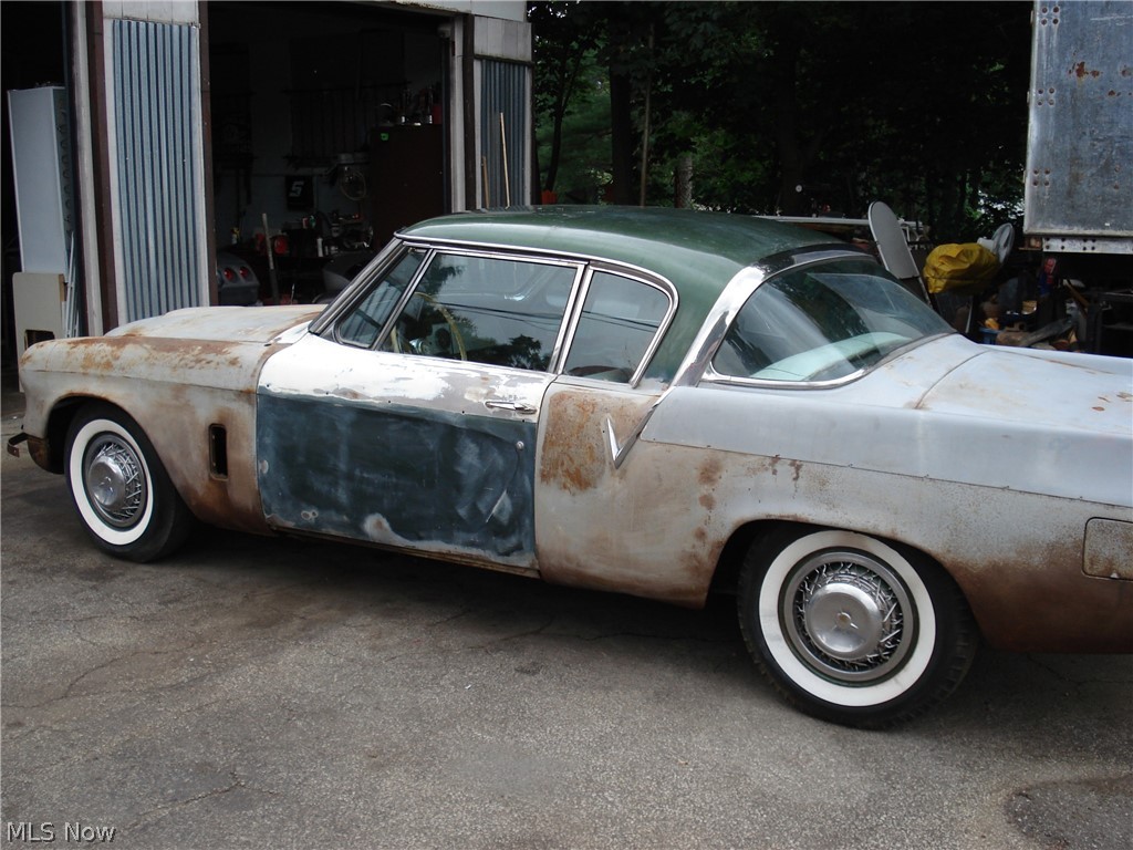 Saybrook - Commercial Sale