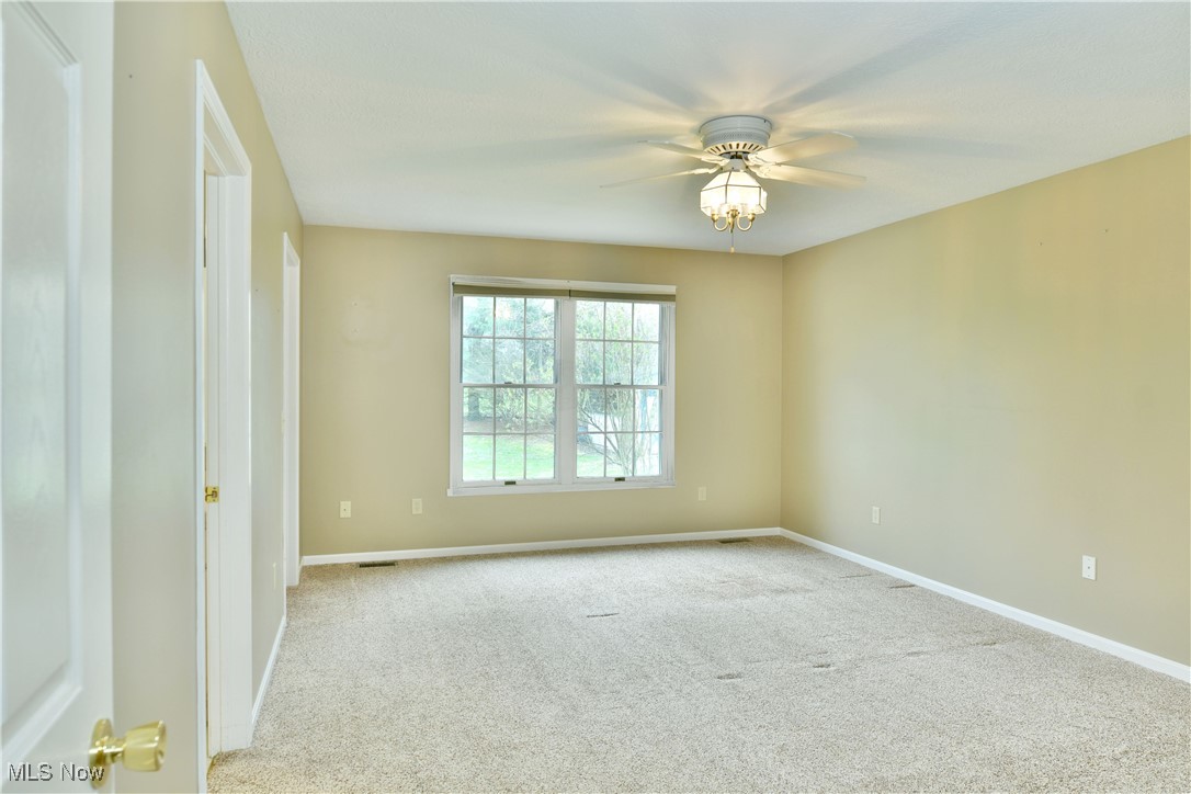 324 Deer Creek Trail, Cortland, Ohio image 18
