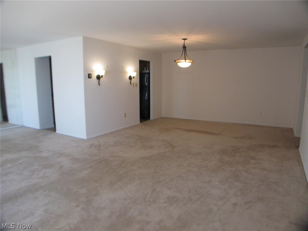 Waterford Condos - Residential Lease