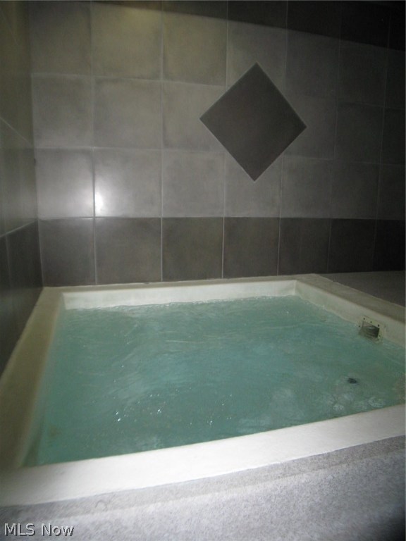 Waterford Condos - Residential Lease