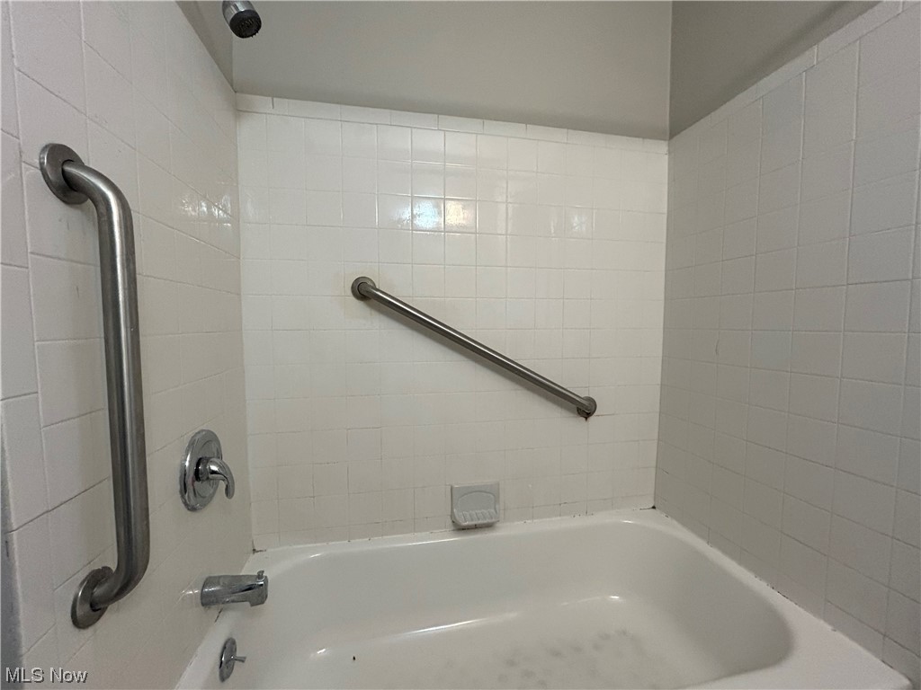 David Gore Realty Cos Oakview - Residential Lease