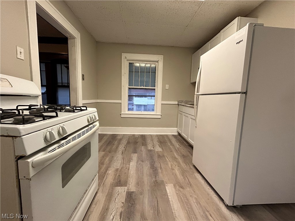 David Gore Realty Cos Oakview - Residential Lease