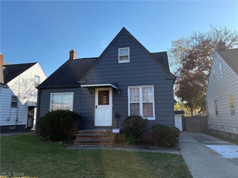 Photo of 17906 Libby Road, Maple Heights, OH 44137 (MLS # 5257086)