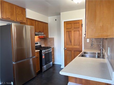 Tiny photo for 17906 Libby Road, Maple Heights, OH 44137 (MLS # 5257086)